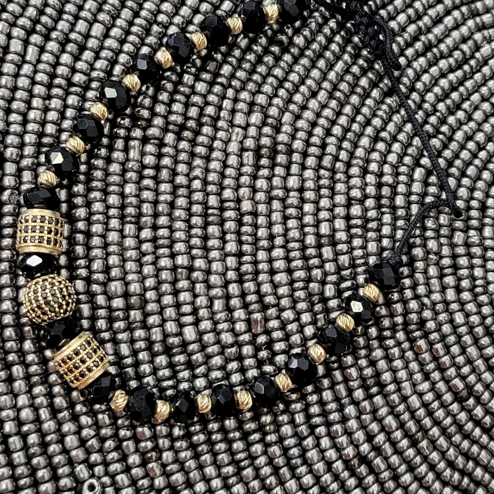 14 k solid gold bohemian bracelet....4.91 grams of gold